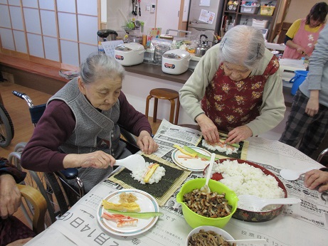 特別養護老人ホーム緑寿会山科苑の冬